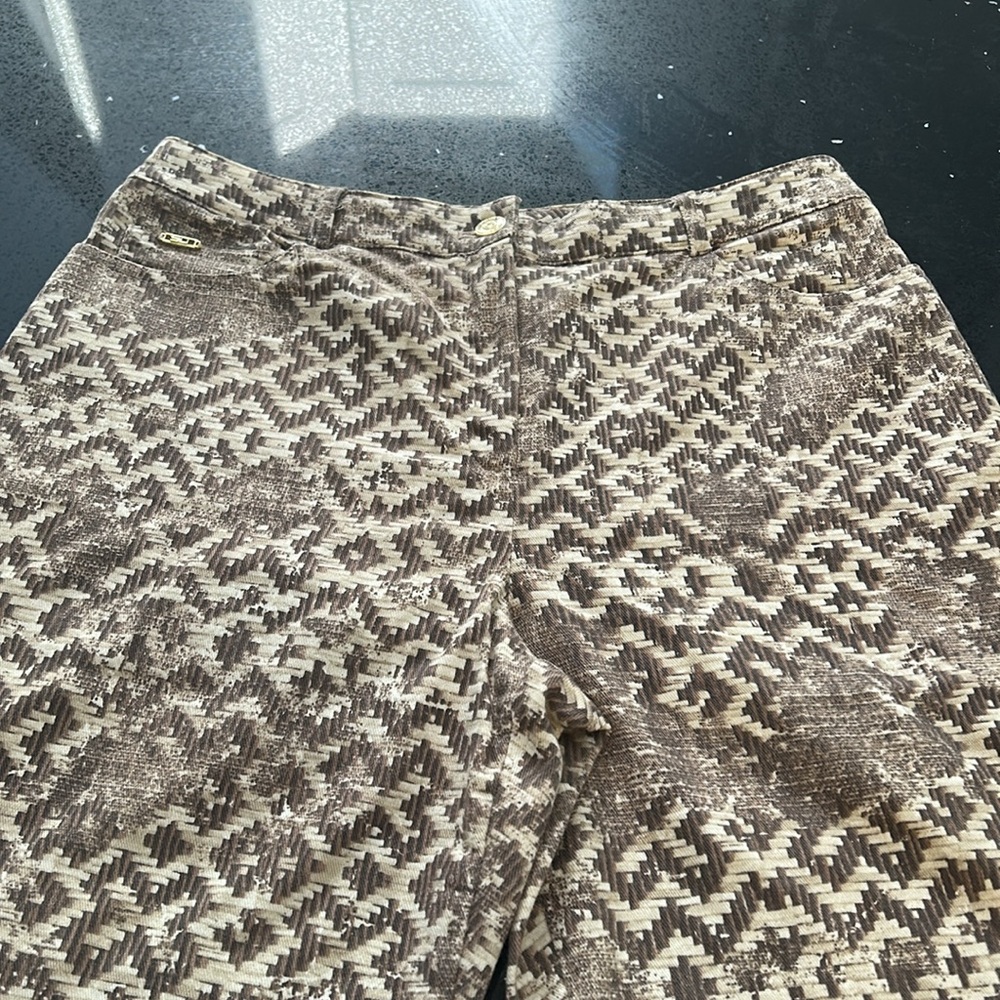 St John Sport by Marie Grey Pants - Picture 3 of 10
